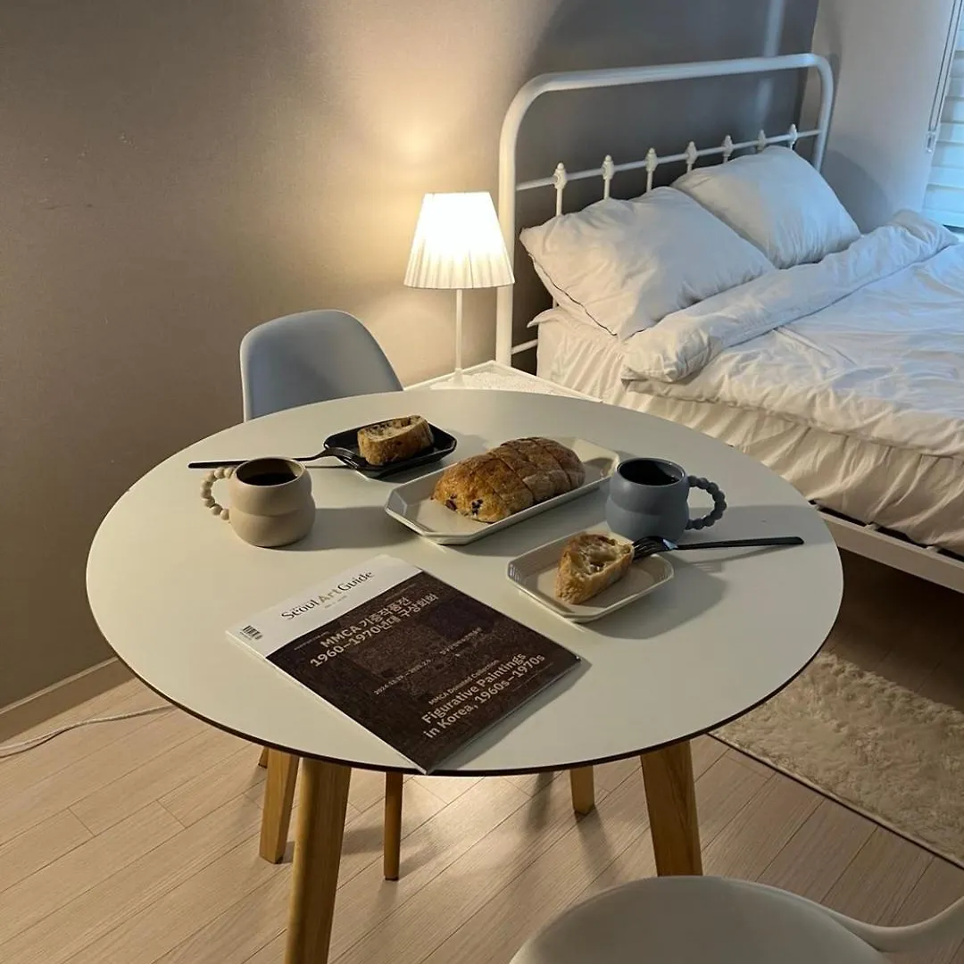 Cozy Seoul House Apartment
